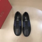 Salvatore Ferraga** 男士低帮时尚运动鞋，这款休闲鞋结构新颖，由柔软的小牛皮＋头层羊皮里制作，鞋面的撞色元素凸显大胆前卫气息，鞋内的高科技织物