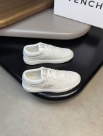 givenchy 纪梵希 -高端品质 原单 -鞋面；纳帕小牛皮、反绒小牛皮、鞋身丝印品牌logo -内里：品牌网帆布，垫脚；水染牛皮 -大底：超轻tpr 橡胶;