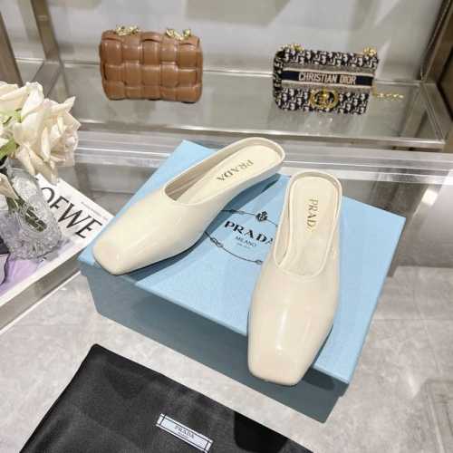 工厂价P310，25年新款上市走秀明星新品时尚潮流【Prada 普拉达】方头高跟方跟粗跟凉鞋后空单鞋。鞋面采用进口牛漆皮，开边珠、内里垫脚为进口羊皮，意大利注塑