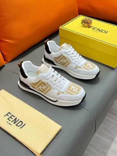 商品名称：Fendi 芬迪 正规码数 38-44 休闲鞋 商品材料：精选 牛皮鞋面，柔软羊皮内里；原厂大底。