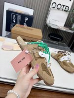 顶级版本miumiu缪缪情侣款半拖 X New Balance Nb 休闲 运动鞋 阿甘鞋 德训鞋 原版购入开发做货 Miu Miu X New Balance