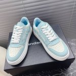 Alexander Wang 亚历山大王 Aw最新情侣款；小白鞋；厚底鞋；运动鞋 全真皮定制质感饱满细腻；荔枝纹小牛皮面料，立体logo字母装饰 定制进口透气网