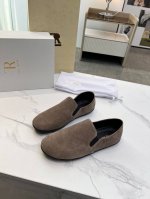 高品质出厂 The Row 慵懒奶奶鞋 极简风圆头一脚蹬乐福鞋平底单鞋 柔软超舒服 法式优雅气质在线、高级又时髦，可盐可甜，文艺又气质！四季可穿的单品，好穿又好