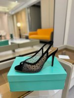 价格P： Aquazzura 菠萝 2025 春夏新品高跟凉鞋。满满的钻，超闪 精致女人必备款太性感了吧！超级显气质的一款。 松紧套脚高跟鞋，简洁别致造型，高挑