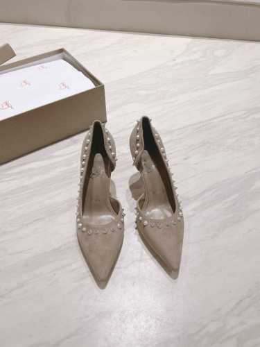 顶级版原版盒 Christian Louboutin 2025s原版做货CL经典ANGALINA红底柳丁高跟鞋～ 材质：麂皮绒 内里：羊皮里 大底：原版进口AR