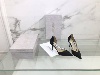 Jimmy Choo 吉米周 水钻链饰黑麂色皮凉鞋 鞋面原超版细腻麂皮，手无感敌；内里垫及脚进口羊皮里；意利大真皮鞋底；中底包跟采真用皮 跟高：6.5Cm 8.