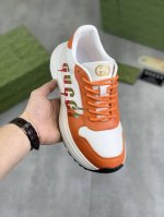 工厂价 实价 老爹鞋 Gucci 古驰 新款男鞋抢先上市，材料做工完胜市场所有版本 最高品质进口原版顶级小牛皮鞋面配潮流打印图案，内里材料采用全头层猪皮内里，私