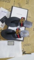 p170Gucci古奇2019平底女拖鞋，市场顶级版本，官网同步上脚超美，鞋面采用进口小牛皮进口羊皮内里，古奇专柜原版1:1精心制作、超级好看！上脚非常轻松舒服