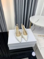 出厂价 J'ADIOR 迪奥 DIOR&MOI 春夏最新高定Slingback标志性系列 纯棉刺绣图案露跟平底女鞋 明星同款字母logo织带方头粗高跟蝴蝶结女凉