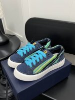 橙子出厂价 Dior 迪奥 B33运动鞋 低帮休闲板鞋 情侣款 男女同款 这款是2024Ss秋季新品，全新演绎经典的网球鞋，时尚廓形突显厚重质感。采用白色光滑牛