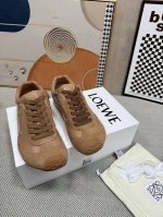 p380 顶级版 情侣款 罗意威Loewe新版大头运动鞋Ballet Runner2.0芭蕾阿甘鞋 弯曲的鞋头，宽面的脚掌 。柔软的深V的后尾包 ，上脚好穿 简