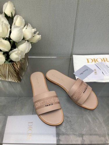 迪奥 Dior 2025 春夏新款女鞋 CD字母刺绣logo平底拼色一字拖鞋 市面顶级版本 材质:鞋面进口牛皮 牛皮皮内里+意大利真皮大底 跟高:平跟size：