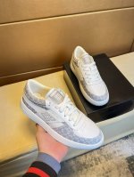 GIVENCHY 纪梵希 -高端品质 原单-鞋面；纳帕小牛皮、反绒小牛皮、鞋身丝印品牌logo-内里：品牌网帆布，垫脚；水染牛皮-大底：超轻TPR 橡胶; 双色
