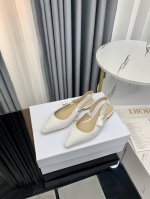 出厂价 J'ADIOR 迪奥 DIOR&MOI 春夏最新高定Slingback标志性系列 纯棉刺绣图案露跟平底女鞋 明星同款字母logo织带方头粗高跟蝴蝶结女凉