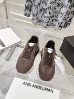 出 顶级版本ann Andelman 24新款阿甘厚底休闲运动鞋 Ann今年出的这款鞋也太好看了吧！满满的复古元素 对比其他品牌不能说小众但很难撞衫，因为很少有
