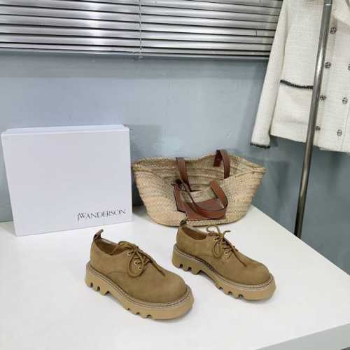 高品质出厂 ！小众潮牌顶级品质！ Jw Anderson 25春夏新款走秀款松糕厚底圆头休闲鞋！英国小众品牌独特而不夸张的设计、不易撞款、每款鞋子都足以引领潮流
