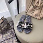 出厂： Dior 迪奥2025顶级专柜 早春系列 官网上新 全球首发 迪奥dior 25Ss -早春刺绣情侣拖 迪奥拖鞋 Dior拖 Dior 拖鞋 小红书早春