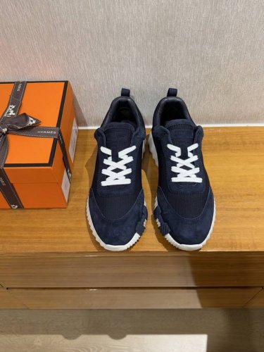 代购级别470 hermes Ss25 New Arrival～ 专柜大热情侣款，H家配货首选鞋履！ 这双 Bouncing Sneaker 是爱马仕经典款 每