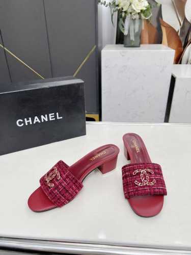 chanel 香奈儿 新款 拖鞋 官网专柜，面料羊皮、内里绵羊皮，垫脚山羊皮，3色任选，35－42码， 真皮底