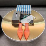 T台秀场穆勒鞋 真丝凉鞋系列 顶级包装配套最高版本 PRADA 普拉达新品， 顶级版本 实力来袭！prada24“T台秀款”,主推热卖款式，真丝材质穆勒系列春夏