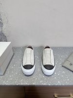 Brunello Cucinelli 25ss早春新款 一脚蹬 休闲鞋 极简主义风格，复古又高级！简约又大气属于非常耐看的款式！高级百搭之王完全没有抵抗力！脚感