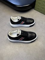 Gucci 古驰 -高端品质 原单休闲运动鞋-鞋面：纳帕小牛皮、空压品牌图腾、品牌图腾织带-内里：水染牛皮-大底：超轻TPU 橡胶；双色成型大底-超高品控 做工