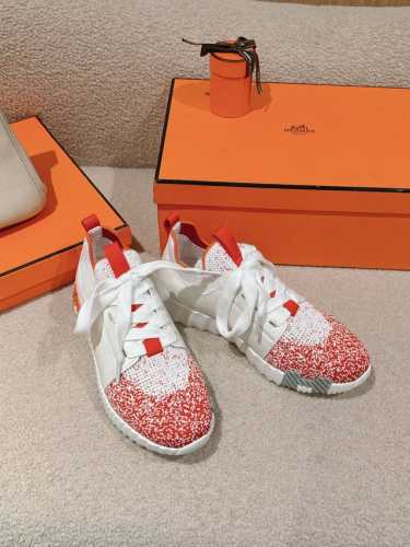 工厂价 爱马仕 Hermes 2024春夏经典情侣款 Flex 休闲系带运动鞋 H家编织bolduc细节厚底拼色一脚蹬毛线袜子跑鞋 材质：进口环保梭织羊毛面料