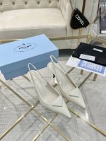 Pradr 普拉达 上新出厂价 进口真皮底 仿真皮底 Prad* Raf Simons X 2024 Aw 早春最新t台走秀系列款 鞋面：进口压花牛柒皮 内里：