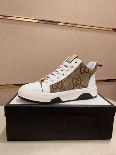 工厂价 GUCCI 古奇 顶级新款高帮专柜同步发售，鞋面意大利进口头层牛皮，全进口羊皮内里，完全1比1复刻，鞋底：原厂特供原版底，独家活动成型底超级舒适，原厂跟