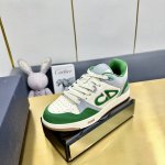 迪奥 2024春夏最新情侣款休闲鞋 Dior Oblique B57 Cd标志性字母logo圆头低帮系带滑板鞋 明星同款平底老花拼色运动鞋 原版开发 顶级代购品