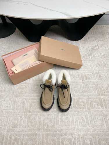 出绒面 皮面 Miumiu 新厚底羊毛高帮鞋乐福鞋 擦色 复古风 超级耐看 耐穿 瘦腿神器 简约大气 矮子乐 经典三角扣加齿牙厚底 经典时尚不过时，5.5Cm