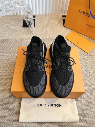 Louis Luitton2025新款louis vuitton 系带系列鞋面复杂飞织工艺现已火爆登场，形状压花拼接原图案，原版原材料，面料，原版飞织！内里原版