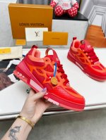 LOUIS VUITTON LV路易威登 男女同款 ！鞋底超级轻便，天花板级 油边工艺！ 鞋面：3D彩印摔纹牛皮！耐磨防滑三色TPU大底！ 35-46