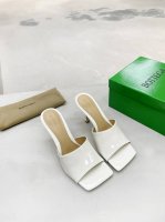 Bottega Veneta实拍新款高跟凉拖 7色 35到42现货。出厂价，橡胶底 ，真皮底190
