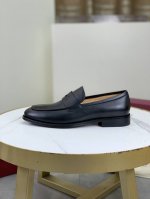 工厂价 顶级品质 真皮大底系列 Salvatore Ferragamo 菲拉格慕商务皮鞋，1:1顶级代购品质，鞋面进口精选原版开边珠小牛皮，内里垫脚均用进口原版