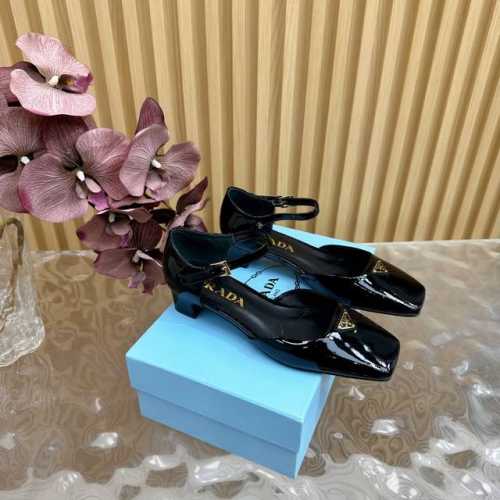 高版本 Prada 新品专柜新款玛丽珍凉鞋 单鞋 系列上新 高版本 鞋面：原版定制牛漆皮 内里：特定混种羊皮内里大底：原版开模真皮大底 跟高:3.5cm鞋码: