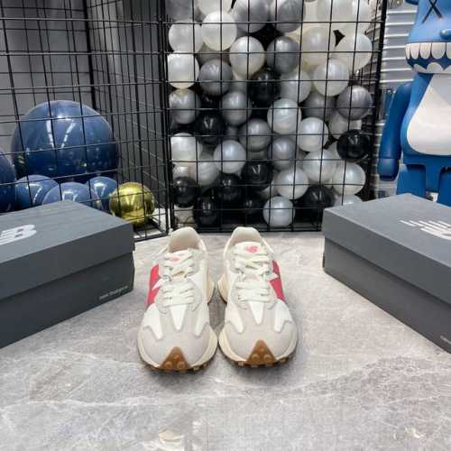 出厂 New Balance Ms327公司级 复古休闲运动慢跑鞋 完美清洁度 全新 New Balance 327 系列，以更纯粹的复古风格设计打造的全新造型