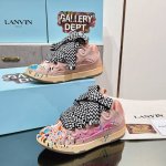 顶级版本 涂鸦 粉色涂鸦 Pink Graffiti Lanvin浪凡情侣款Curb运动鞋拼接系带低帮时尚板鞋，涂鸦、泼墨面包鞋滑板鞋高帮鞋一脚蹬 The Cu