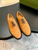 古奇gucci官网同款原单品质，材料：原版牛皮 +牛皮内里 +真皮大底，款式类别：男士时尚休闲皮鞋 尊贵的大牌奢侈品元素顶级奢华，标准码：男码39–44 38