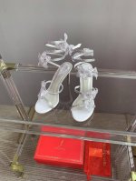 矮跟 高跟 Ren* Caovill*重工蛇形花朵缠绕高跟凉鞋 环绕在双足完美延伸腿部线条 包裹同色调蕾丝 变幻精致浪漫风格 鞋面纯手工制作蕾丝花朵 内里垫脚羊