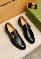 商品商标：Gucci 古驰 商务皮鞋正码码数: 38-44 45.46订制商品材料：精选 进口头层小牛皮鞋面+奢华五金扣，进口小染牛皮内里 强烈立体视觉效果，组