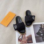 出厂： Louis Vuitton 路易威登2025顶级专柜 官网上新 顶级首发 Lv 25Ss 书包拖 Lv拖鞋 Lv潮鞋 Louis Vuitton 小红书