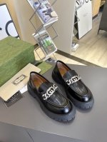 GUCCI古驰 原版购入开发 厚底乐福鞋上脚超级舒服的一双单鞋暴走不累，只想告诉你专柜有钱都买不到，断货 材质:顶级进口牛皮开边珠 和韩国真丝线， 五金1:1复