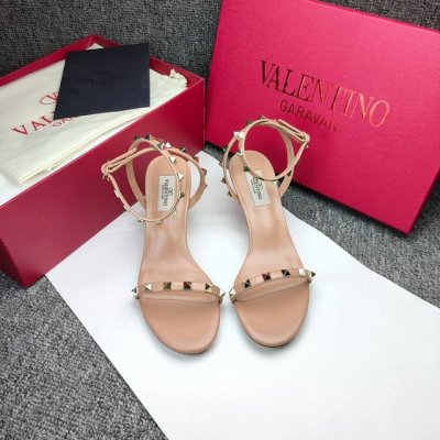橙子出厂价 Valentino 华伦天奴 铆钉一字带高跟凉鞋 细跟凉鞋 跟高：7Cm 码数：34-42