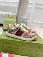 全新升级gucci 古驰小脏鞋经典休闲情侣款复古板鞋做旧g家脏脏鞋，同步专柜更新！ ①鞋面增加原版一致的水性涂边工艺市场上的普通油边胶感太强又容易掉！A级头层磨