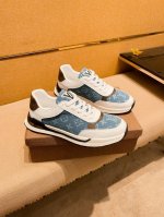 Lv 路易威登 男鞋高端品牌 官网1：1最新力作：鞋面采用意大利进口头层牛皮搭配舒适透气内里原版防滑耐磨大底制作，让行走更加便捷舒适！独家新款，惊世之作，与官方