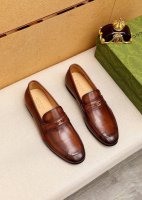 商品商标：Gucci 古驰 休闲皮鞋正码码数: 38-44 45订制商品材料：精选 进口头层小牛皮鞋面+奢华五金扣，进口小染牛皮内里 强烈立体视觉效果，组合大底