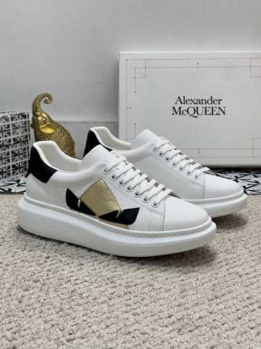 出厂价 实价 Alexander Mcqueen 个性款 麦昆风靡全球小白鞋新款 独家首发 麦昆 ～独特运动鞋。专柜代购休闲鞋意大利进口原版品牌精选头层柔软牛皮