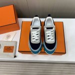 出厂价 男款+10 Hermes 爱马仕 顶级版本#经典情侣款 休闲运动鞋情侣款休闲之履运动老爹鞋结合高科技帆布与麂皮山羊皮，在橡胶鞋底上饰以夸张“H”字母，斜