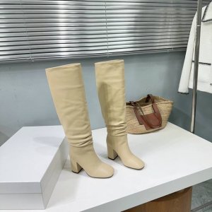 高品质出厂 ！小众潮牌arket 24Ss秋冬新款粗跟圆头长靴！来自斯德哥尔摩的高端人气单品，只能用低调奢华来形容这款靴子无差别copy原版复古圆头鞋型靴筒笔直